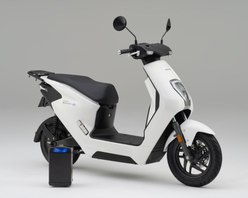 Europe Electric Two-Wheeler Market Size, Share, Trends, Growth, and Industry Analysis, By Product Type (E-Motorcycle, E-Bike, and E-Scooter), By Voltage (48 V, 60V, 72 V and Above), By Power (<5KW, 6-15KW, and >15KW), By Battery Type (Nickel Metal Hybrid, Lithium-Ion Battery, and Lead Acid Batteries), By Battery Technology (Non-Removable Battery, and Removable Battery), By Battery Current (<25Ah Battery and >25Ah Battery), Regional Analysis, Competitor Analysis and Forecast 2024-2032.    